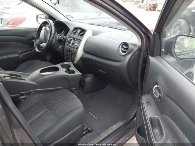 3N1CN7AP0FL952031 Nissan 2015