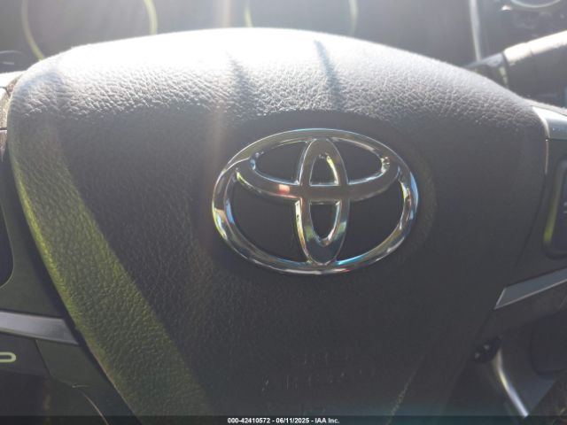 4T1BF1FK3HU314571 Toyota CAMRY SE