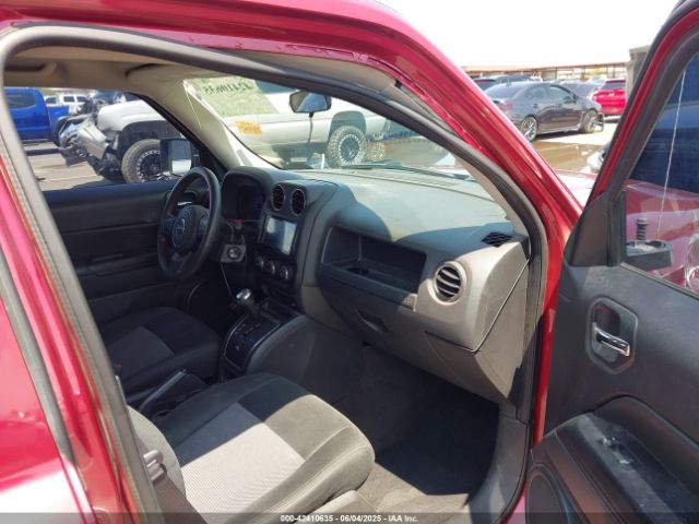 1C4NJPBB8ED640712 Jeep Patriot Sport