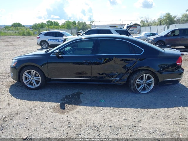 Volkswagen Passat 2014 1VWCN7A35EC069365 Image 14