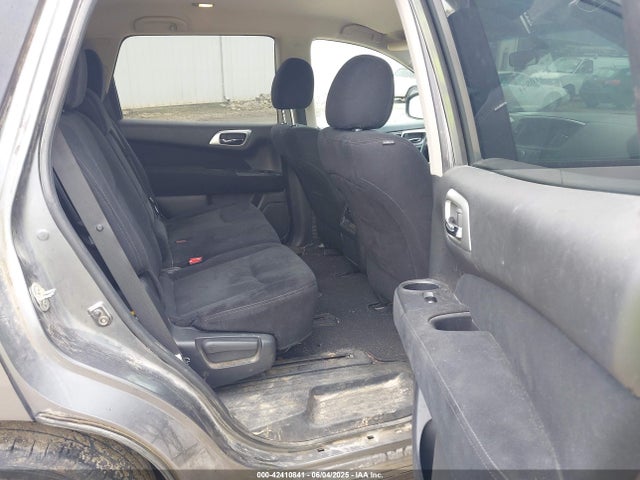 5N1AR2MN1GC621490 Nissan Pathfinder S