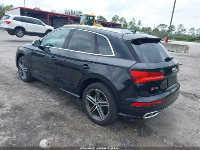 2018 AUDI SQ5 WA1A4AFY6J2009085 Photo 2