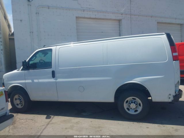 1GCWGAFP9K1370862 Chevrolet Express 2500 Work Van