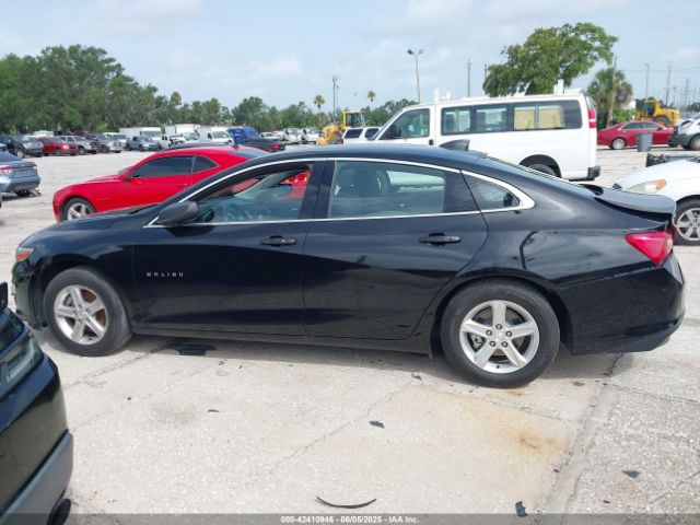 1G1ZC5ST5PF123618 Chevrolet Malibu Fwd 1fl
