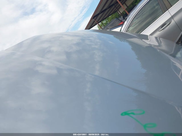 JTDKBRFU6J3070491 Toyota Prius One