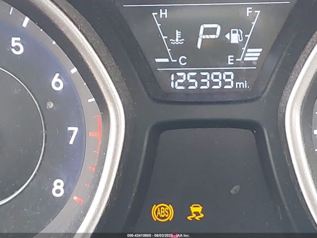 5NPDH4AE5GH749627 Hyundai ELANTRA SE