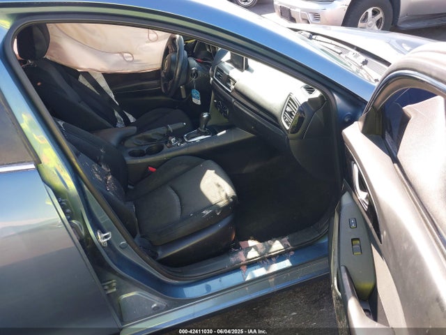 JM1BM1U79G1329830 Mazda pe