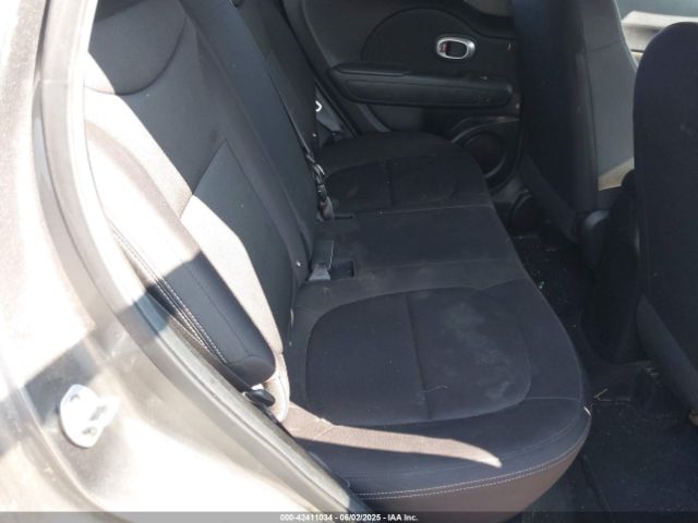 KNDJN2A25K7019803 KIA Soul