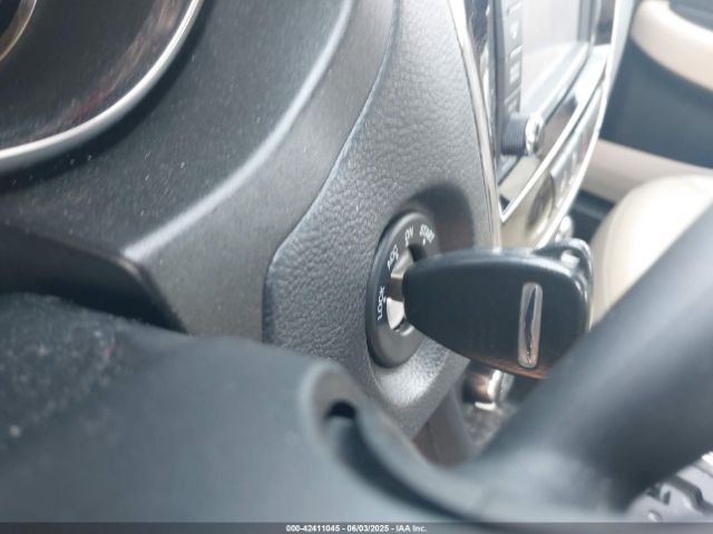 2013 CHRYSLER 200 1C3CCBCG2DN578879 Photo 10