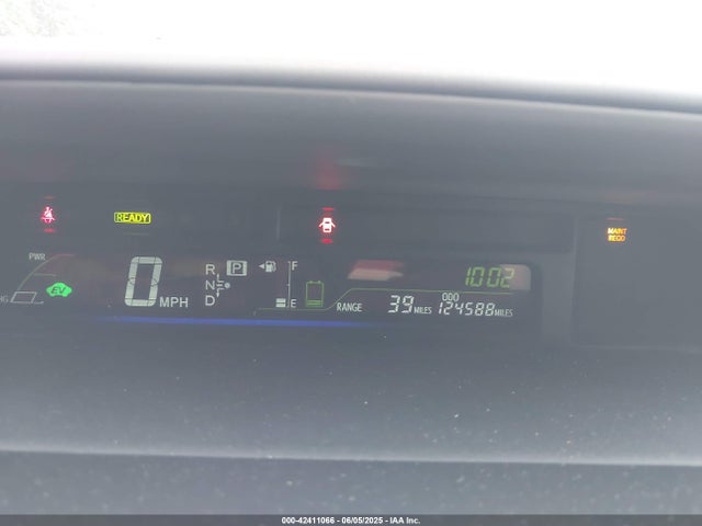 JTDZN3EU0EJ009210 Toyota Prius V Two