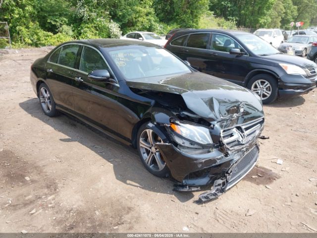2017 MERCEDES-BENZ E 300 WDDZF4KB8HA125884