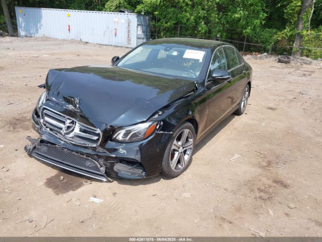 2017 MERCEDES-BENZ E 300 WDDZF4KB8HA125884 Photo 1