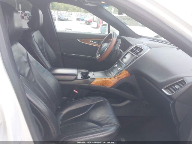 2LMTJ6LR7GBL44053 Lincoln Mkx Reserve