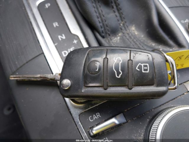 2018 AUDI A3 WAUAUGFF4J1004798 Photo 10
