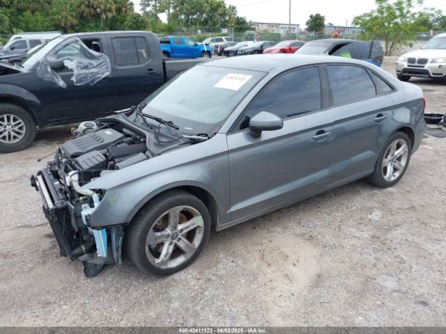 2018 AUDI A3 WAUAUGFF4J1004798 Photo 1