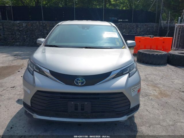 5TDKSKFC9MS035607 Toyota SIENNA LE