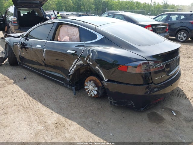 2018 TESLA MODEL S 5YJSA1E20JF285100 Photo 2
