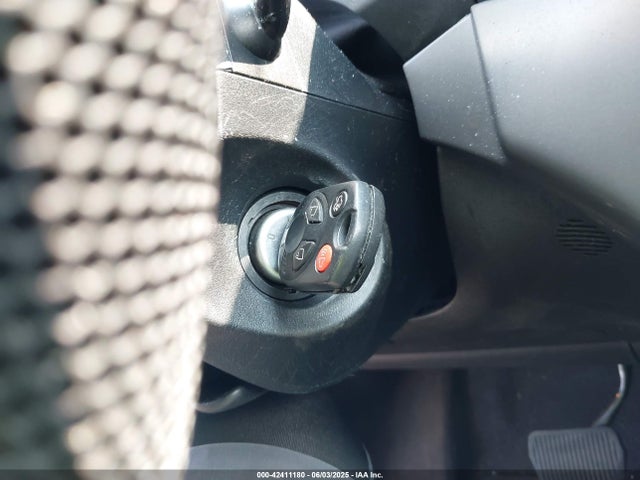 1FMCU9GX9EUB92085 Ford ESCAPE SE