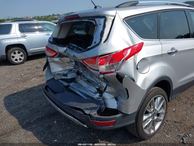 1FMCU9GX9EUB92085 Ford ESCAPE SE
