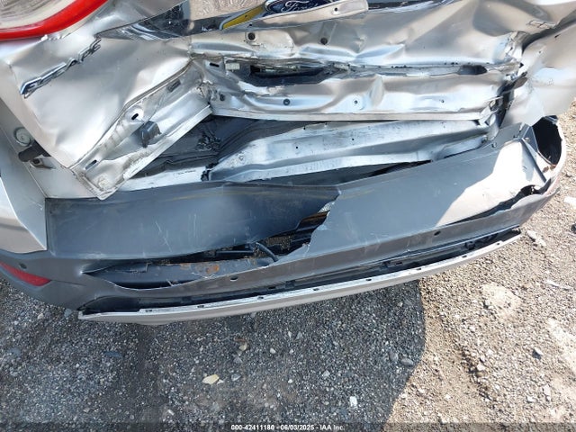 1FMCU9GX9EUB92085 Ford ESCAPE SE