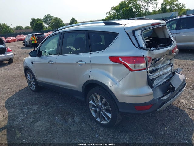 1FMCU9GX9EUB92085 Ford ESCAPE SE