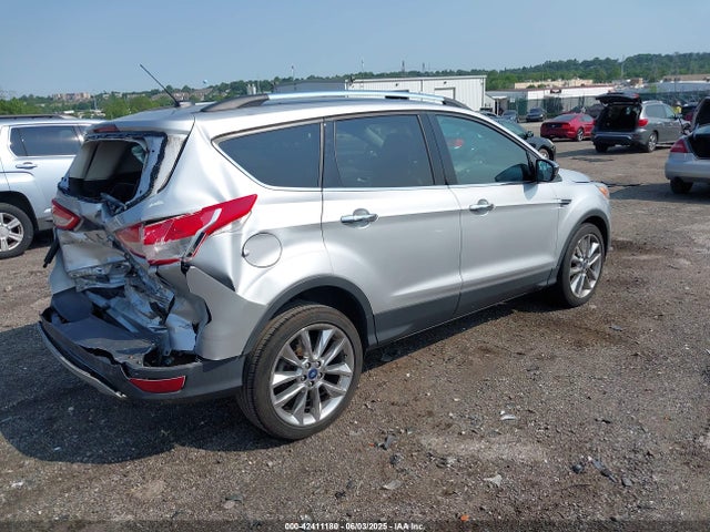1FMCU9GX9EUB92085 Ford ESCAPE SE