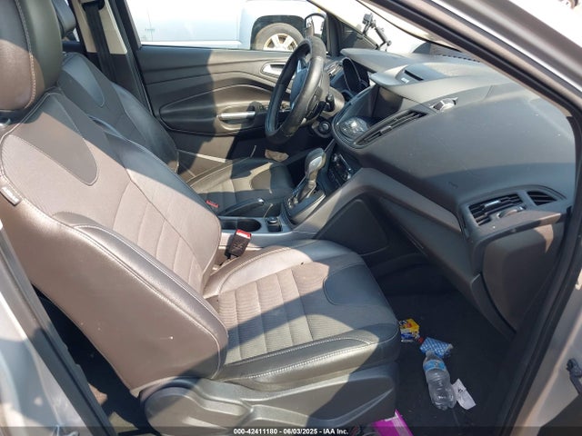 1FMCU9GX9EUB92085 Ford ESCAPE SE
