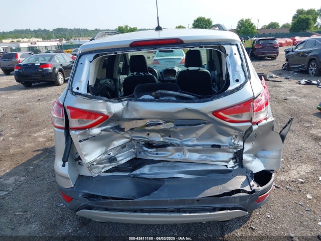 1FMCU9GX9EUB92085 Ford ESCAPE SE