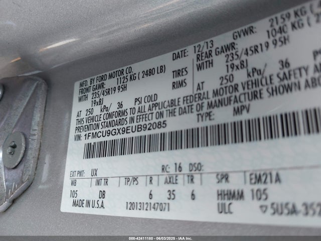 1FMCU9GX9EUB92085 Ford ESCAPE SE