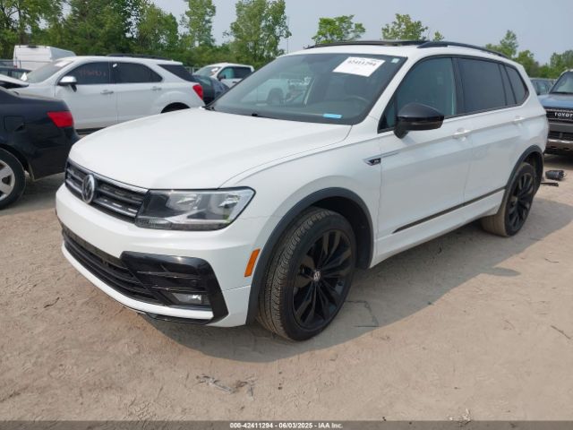 3VV3B7AX3LM179830 Volkswagen Tiguan 2.0t Se/2.0t Se R-line Black/2.0t Sel
