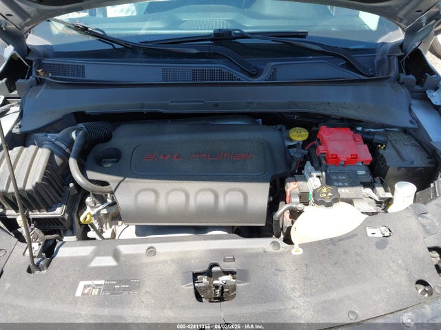 3C4NJDBBXMT547228 Jeep 2021