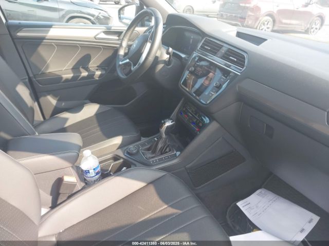 2023 VOLKSWAGEN TIGUAN 3VV8B7AX9PM055640 Photo 4