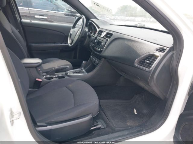 2013 CHRYSLER 200 1C3CCBBG1DN528251 Photo 4