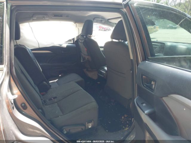 2019 TOYOTA HIGHLANDER 5TDBZRFH4KS992336 Photo 7