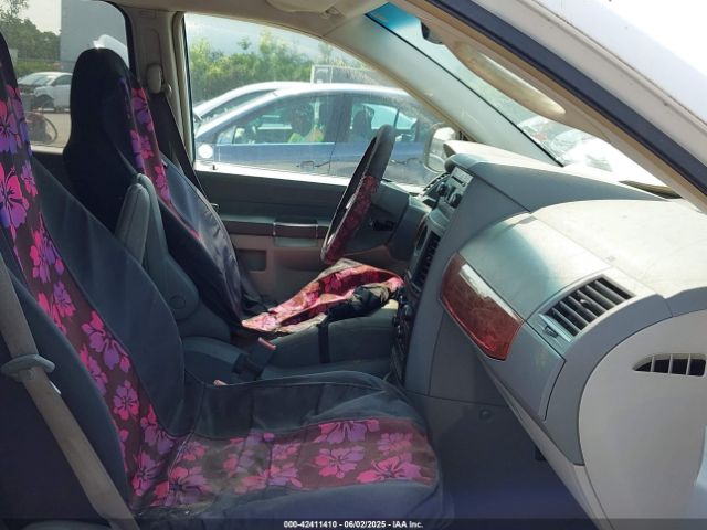 2008 CHRYSLER TOWN & COUNTRY 2A8HR44H68R748665 Photo 4