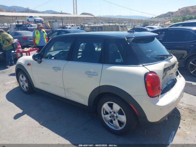 2016 MINI COOPER WMWXU1C56G2D10605 Photo 2