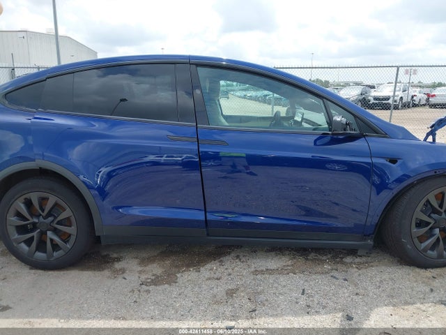Tesla MODEL X 2024 7SAXCBE52RF456542 Image 12
