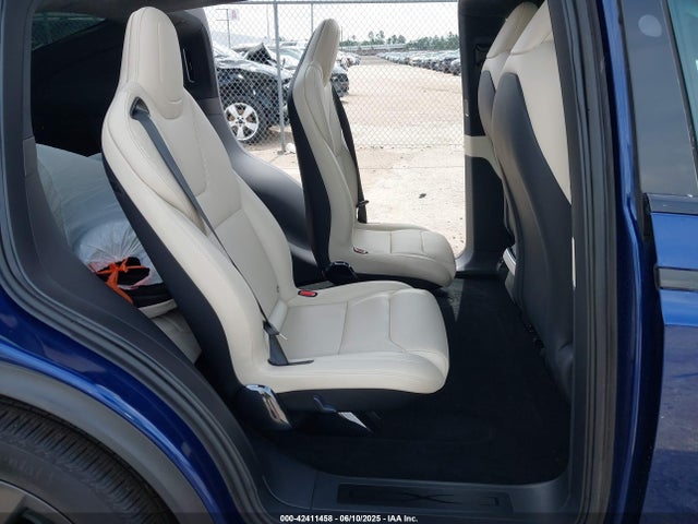 2024 TESLA MODEL X 7SAXCBE52RF456542 Photo 7
