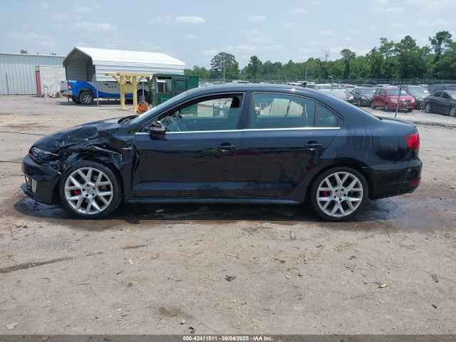 3VW4T7AJ1EM327419 Volkswagen Jetta