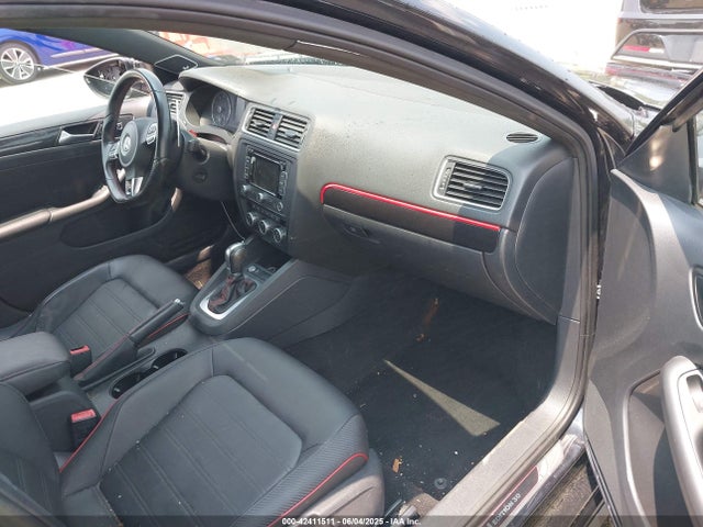 3VW4T7AJ1EM327419 Volkswagen Jetta