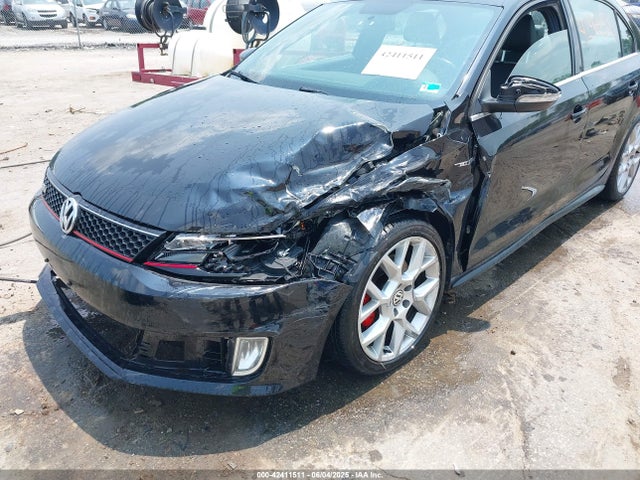 3VW4T7AJ1EM327419 Volkswagen Jetta