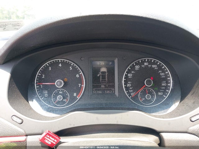3VW4T7AJ1EM327419 Volkswagen Jetta