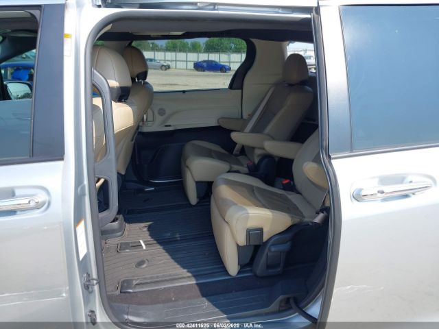2021 TOYOTA SIENNA 5TDZRKEC3MS040149 Photo 7
