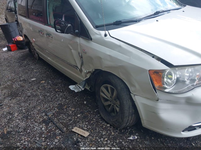 2C4RC1CG9ER425968 Chrysler Town & Country Touring-l 30th Anniversary