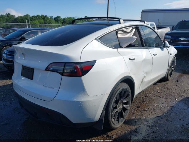 2021 TESLA MODEL Y 5YJYGDEE5MF184000 Photo 3