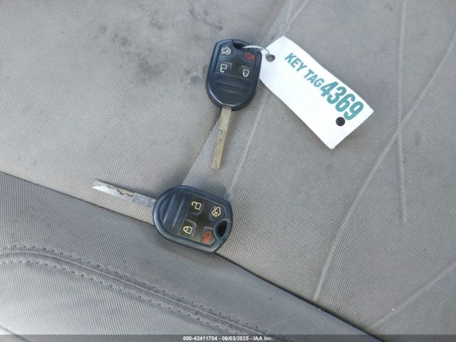 3FADP4EE9FM128869 Ford FIESTA SE