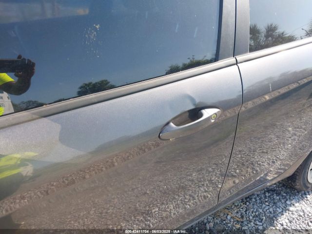 3FADP4EE9FM128869 Ford FIESTA SE