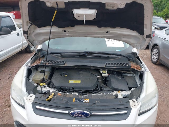 1FMCU0GX8EUA34901 Ford ESCAPE SE