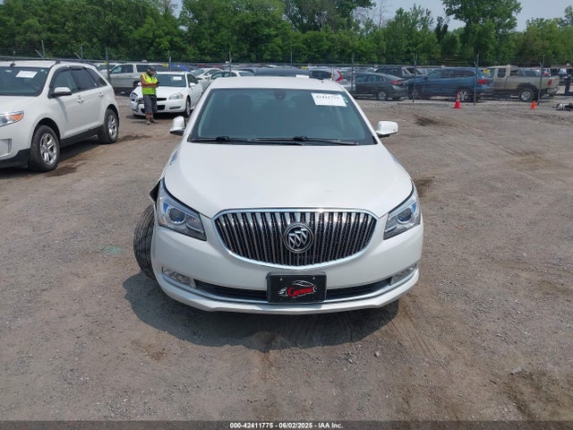 1G4GF5G31FF344254 Buick lfx