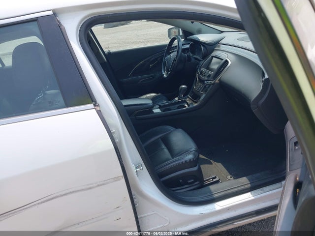 1G4GF5G31FF344254 Buick lfx